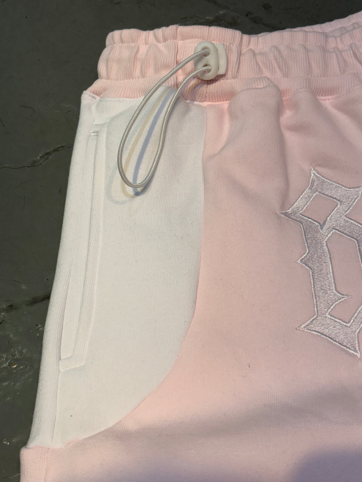 "URBAN CLOUD" PANTS 2.0 - BUBBLE GUM